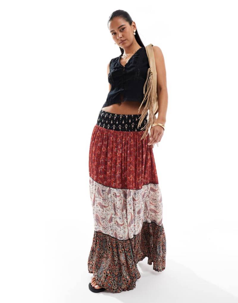 Superdry - Maxirock mit mediterranem Print-Schwarz von Superdry