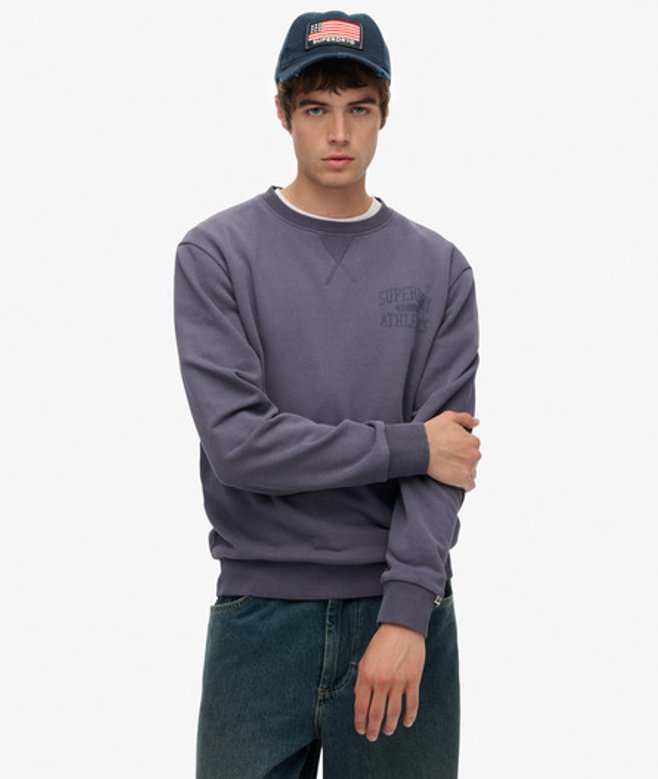 Superdry Herren Baumwolle Grafik Athletic Essentials Sweatshirt mit Rundhalsausschnitt, Dunkelgrau - Größe: S von Superdry
