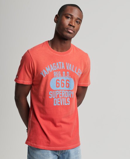 Superdry Men's Klassisches Limited Edition Vintage 05 Rework T-Shirt Rot - Größe: S von Superdry