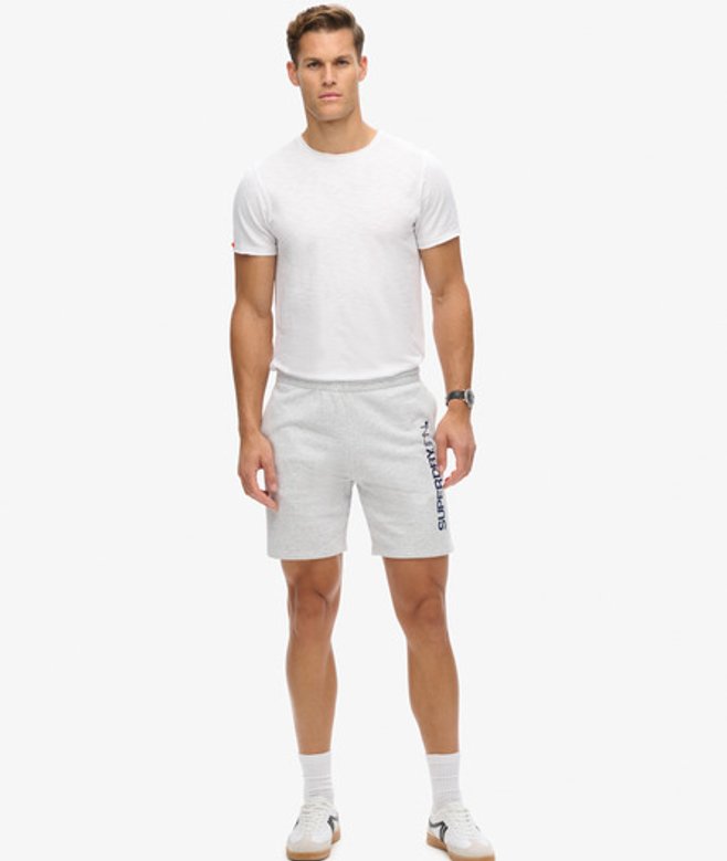 Superdry Men's Locker Geschnittene Sportswear Shorts mit Logo Hellgrau - Größe: M Superdry Men's Locker Geschnittene Sportswear Shorts mit Logo Hellgrau - Größe: M von Superdry