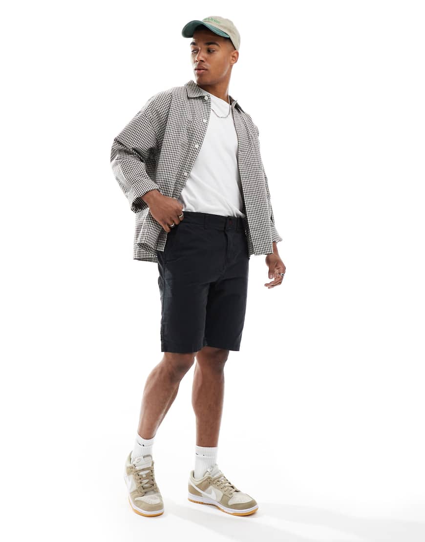 Superdry - Officer - Chino-Shorts in verwaschenem Schwarz-Grau von Superdry