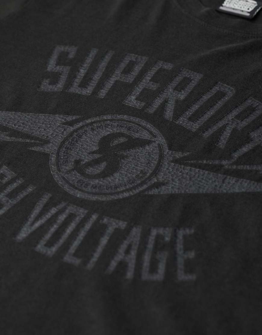 Superdry - Retro - T-Shirt in gewaschenem Schwarz mit Rocker-Grafik von Superdry