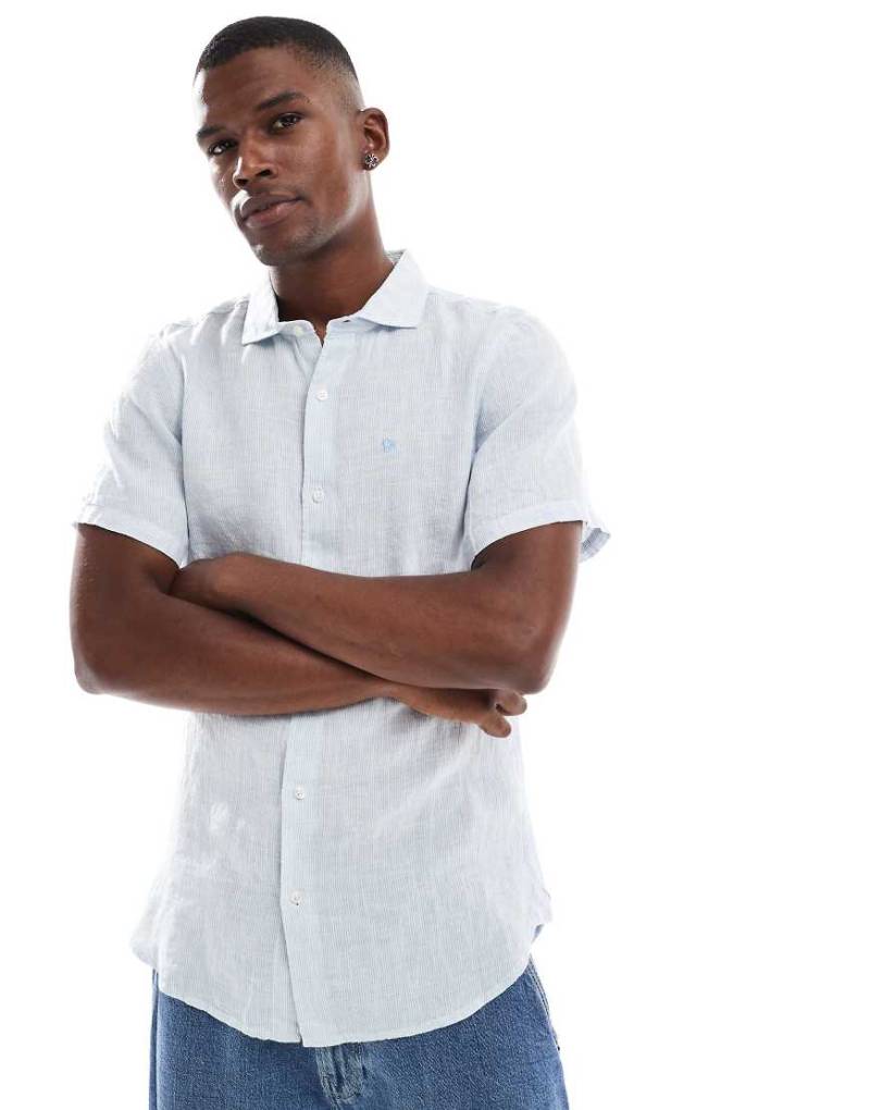 Superdry - Sd - Besticktes Urlaubshemd aus Leinen in Himmelblau mit Kreuzstruktur Superdry - Sd - Besticktes Urlaubshemd aus Leinen in Himmelblau mit Kreuzstruktur von Superdry