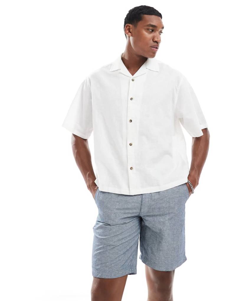 Superdry - The Merchant Store - Shorts aus Leinen in Marineblau gestreift von Superdry