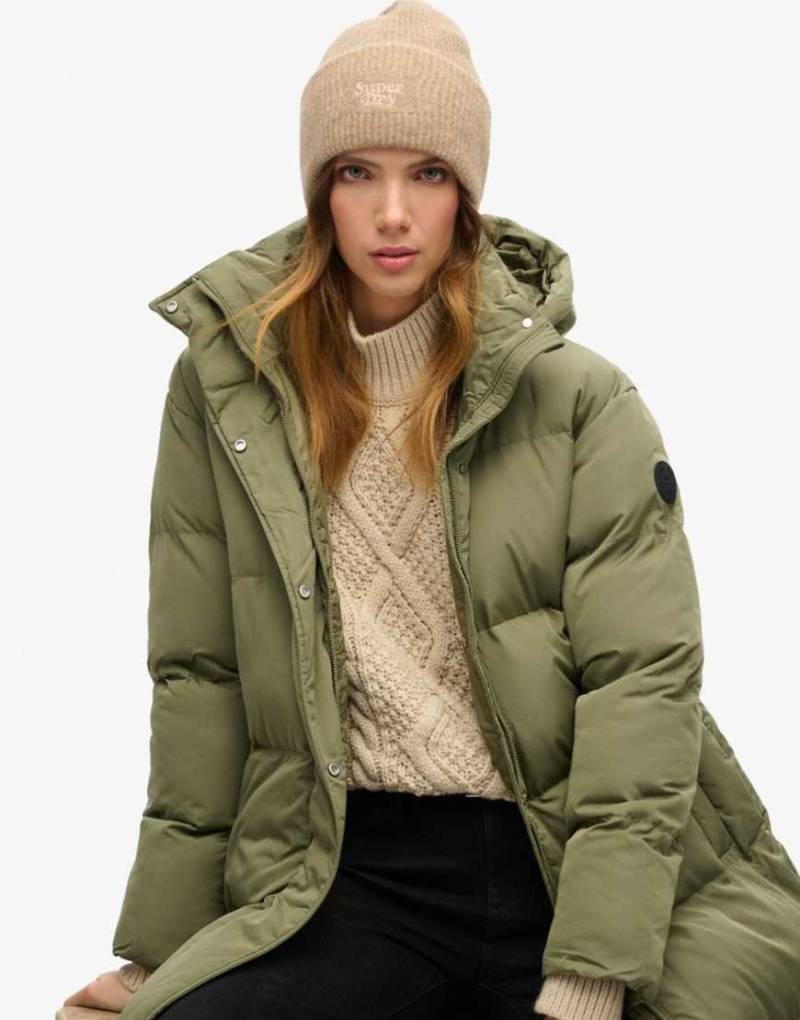 Superdry - Weiche, gerippte Strickmütze in geröstetem Kokosnussbraun-Brown von Superdry