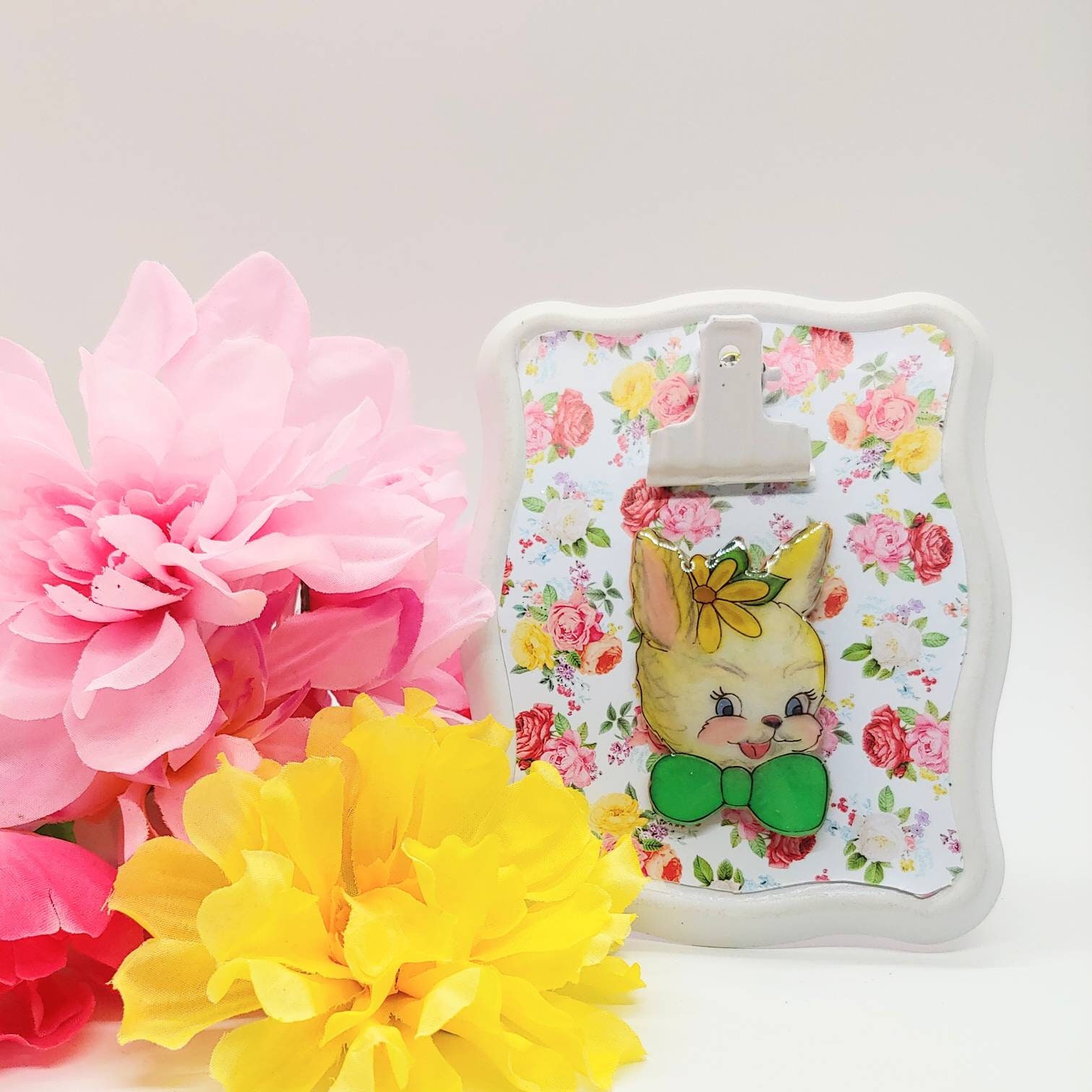 Hasen Brosche Hasen Brosche von SuperfluousDesign