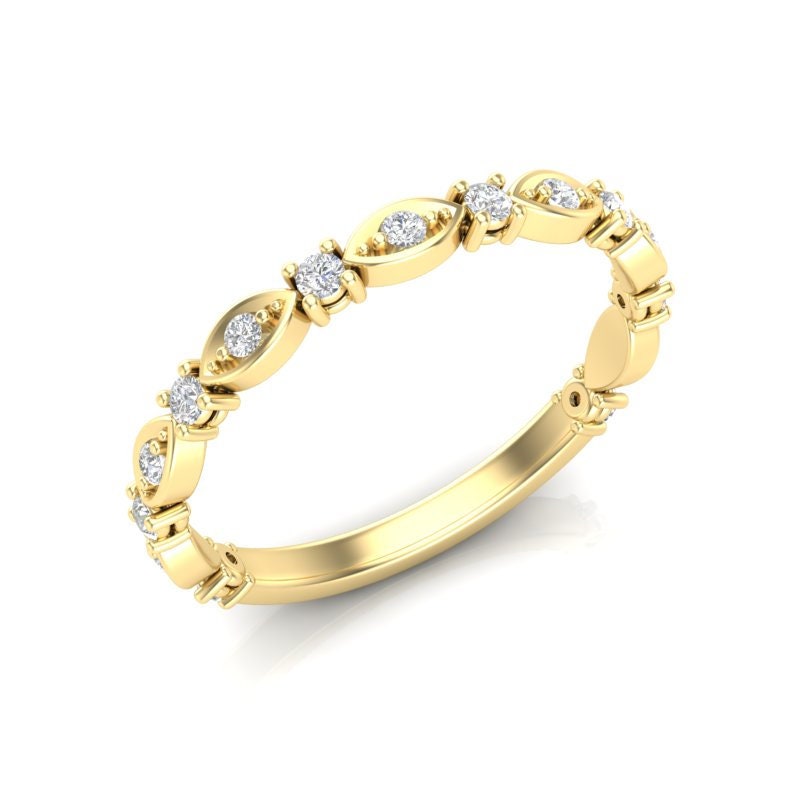 Anmutiges Marquise Rundes Band Erhältlich in 14K Und 18K Roségold Anmutiges Marquise Rundes Band Erhältlich in 14K Und 18K Roségold von SupremePrecision