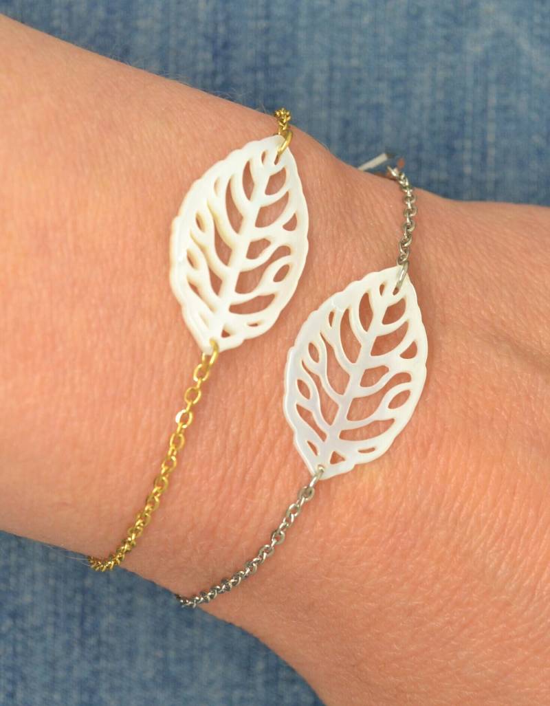 Damenarmband, Weißes Perlmuttblatt Damenarmband, Weißes Perlmuttblatt von SurMonIleCreations