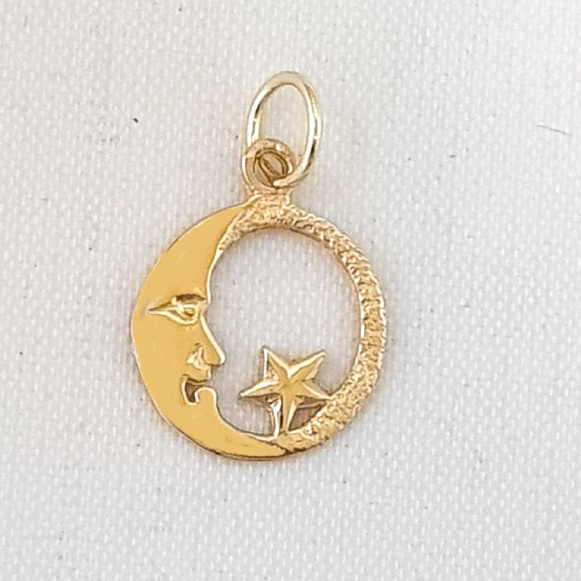 14K Gelbgold Mond Mit Stern Anhänger Charm von SuranoDesign