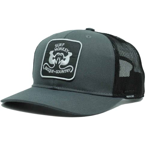 SURF MONKEY Recycelte Trucker Kappe - Gebogenes Visier - Verstellbare Snapback Cap - Stickerei Patch 6 Panels Design - Surfing The Basque Country, grau von Surf Monkey