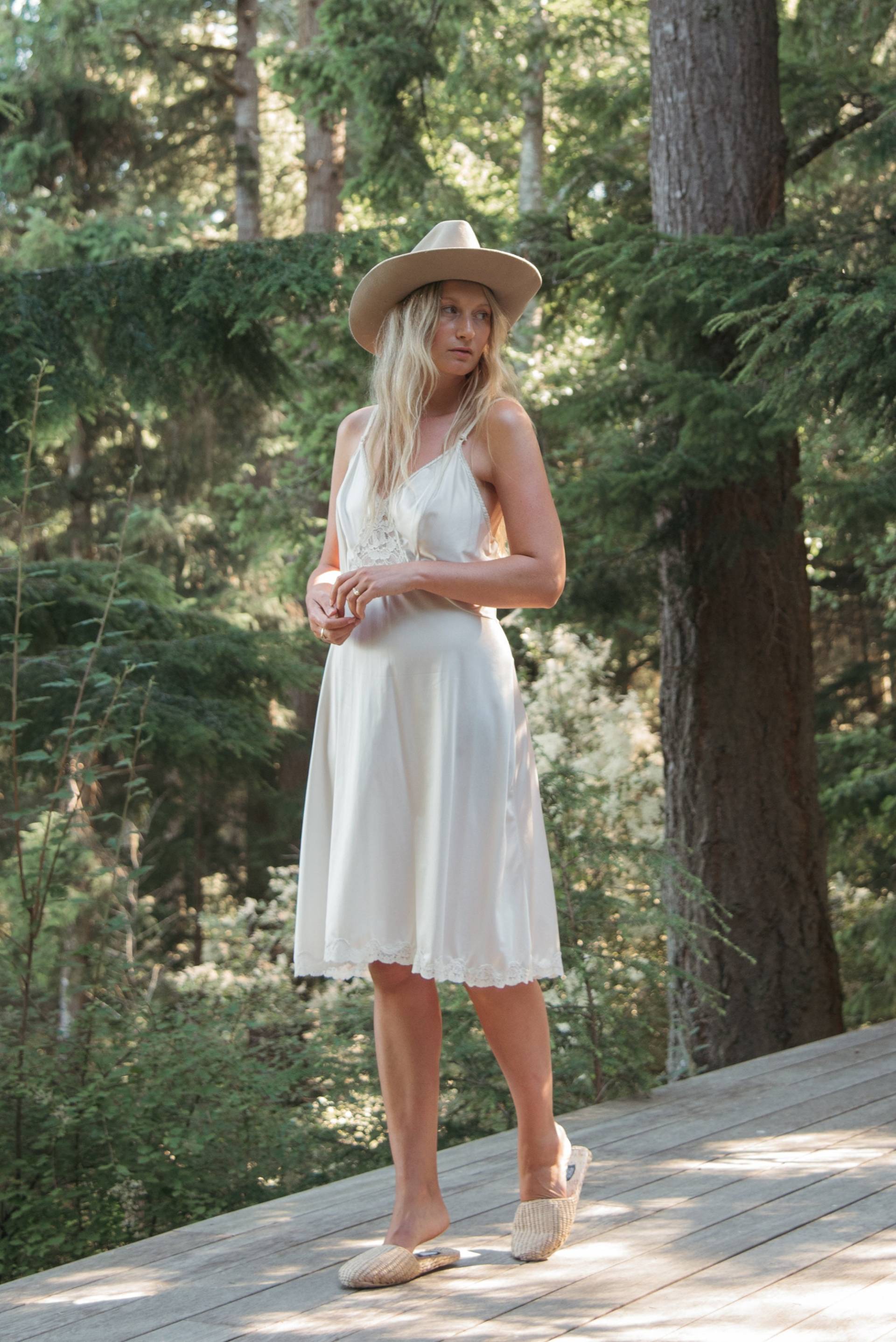 1960Er Jahre Sears Weißes Spitzen-Slip-Kleid | Schiere Nachthemd Vintage Unterwäsche von SurfandtheCity