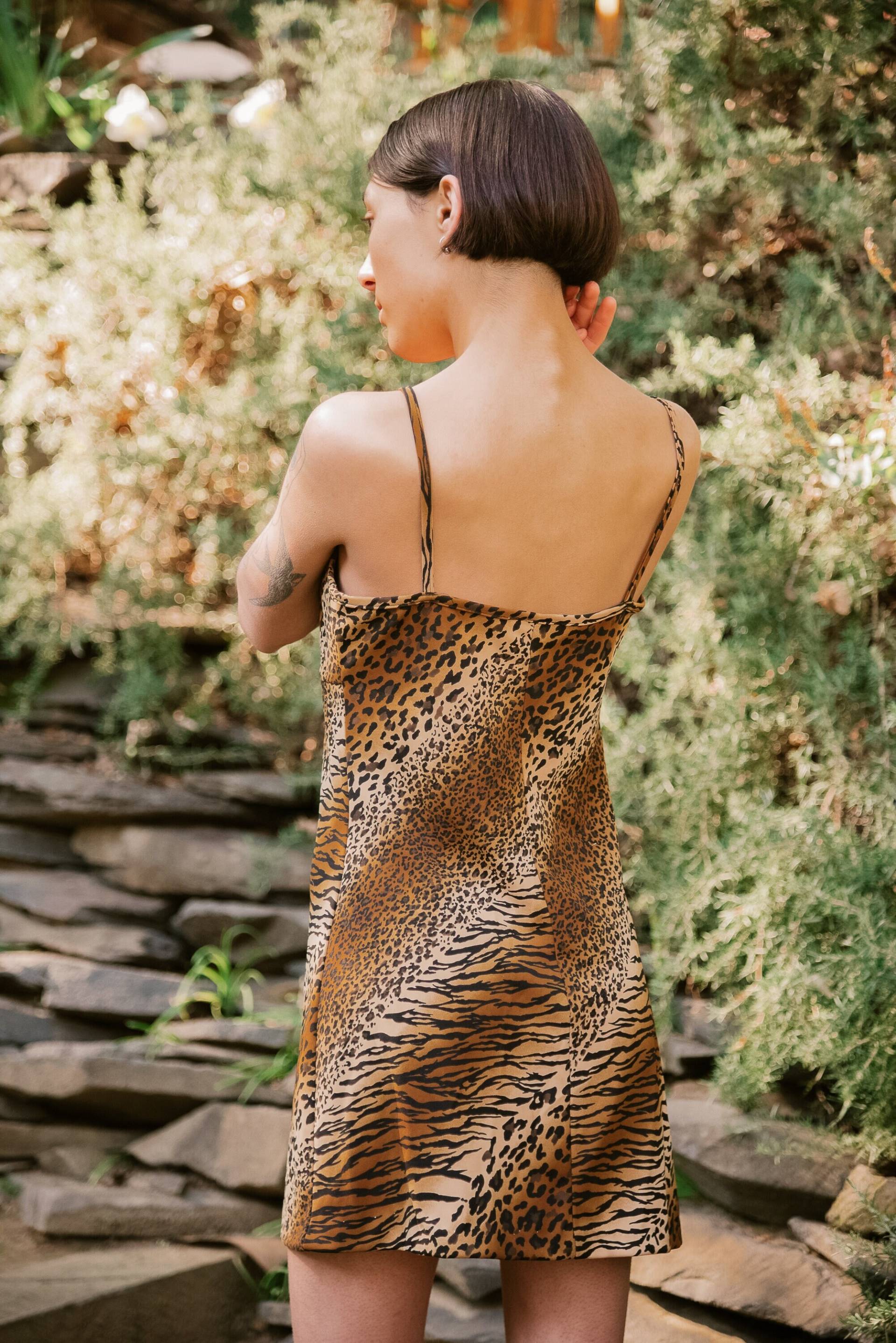 90S Leopard Print Kleid/Tiger Stripe Byer Too Mini Gepard Feder Besatz Schlupfkleid Dessous Babydoll von SurfandtheCity