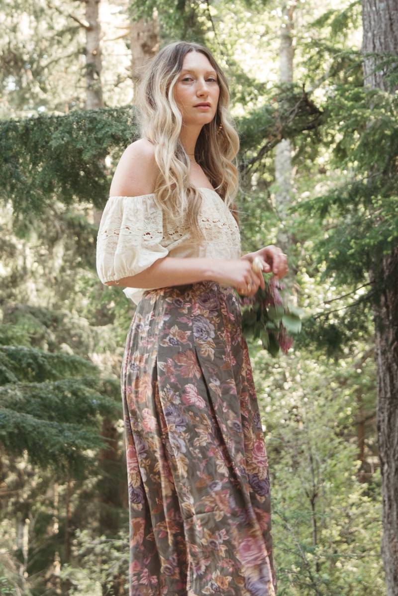 Vintage Hoch Taillierte Blumen Culotte Shorts | Rosen Print Kinderrock - Hose Weite Bein Capri Palazzo von SurfandtheCity