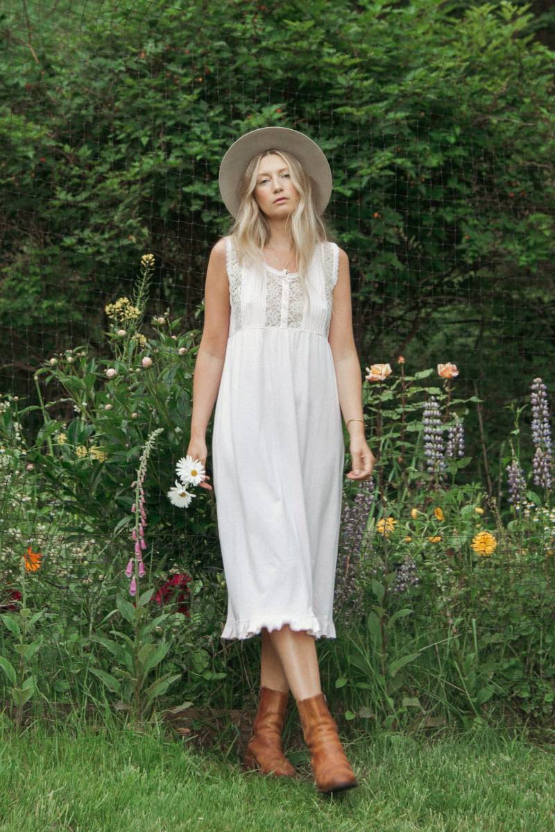 Vintage Nachthemd/Süßes Wäsche Unterkleid Baumwolle + Spitze Maxi Kleid von SurfandtheCity