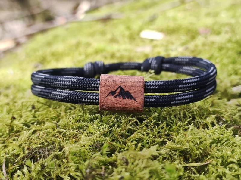 Surfbalance Holzarmband Aus Segeltau Mit Gravur, Minimalistisch, Paracord, Surferarmband, Geschenkidee Surfbalance Holzarmband Aus Segeltau Mit Gravur, Minimalistisch, Paracord, Surferarmband, Geschenkidee von Surfbalance