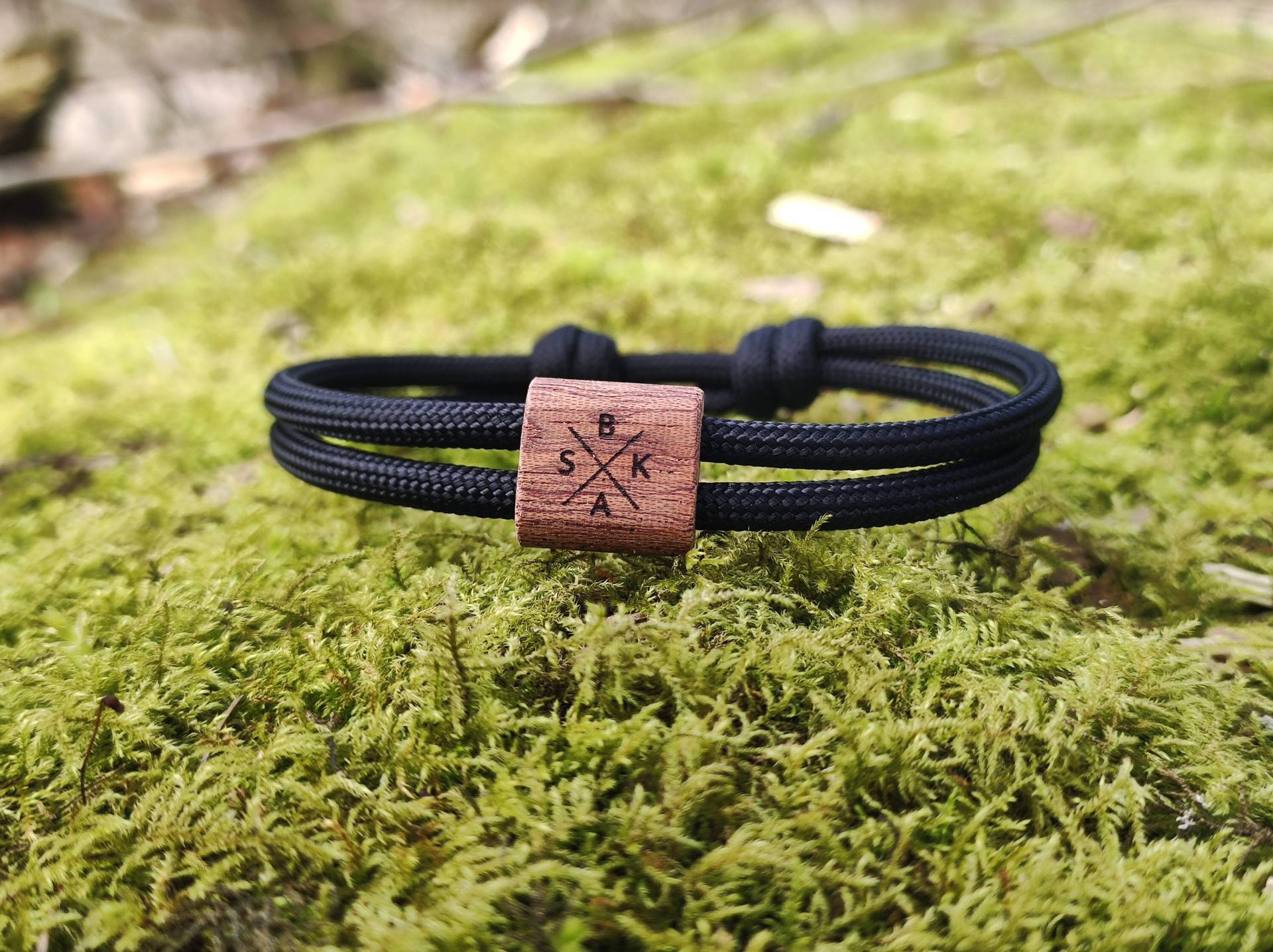 Surfbalance Holzarmband Personalisierbar Mit Wunschgravur, Segeltau Armband, Minimalistisch, Paracord, Surferarmband, Geschenkidee Surfbalance Holzarmband Personalisierbar Mit Wunschgravur, Segeltau Armband, Minimalistisch, Paracord, Surferarmband, Geschenkidee von Surfbalance