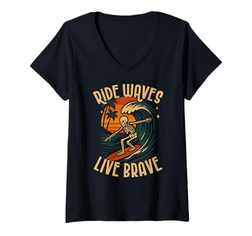 Damen Fahrwellen Leben Mutiger Skelett Surfer Sonnenuntergang T-Shirt mit V-Ausschnitt von Surfenskelett Retro Beach Goth Brave Life