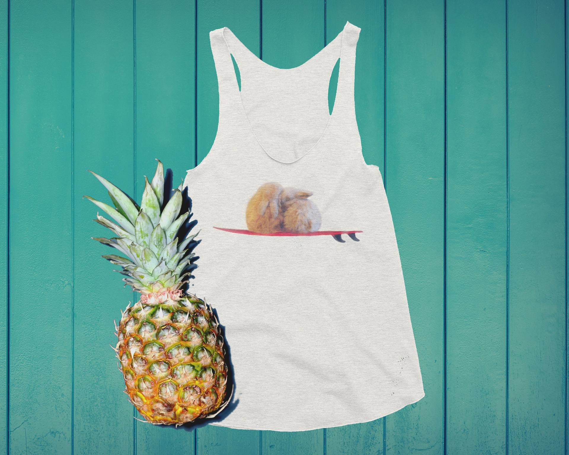 Surfer Hasen Damen Tri-Blend Racerback Tank Surfer Hasen Damen Tri-Blend Racerback Tank von Surfersandyogis