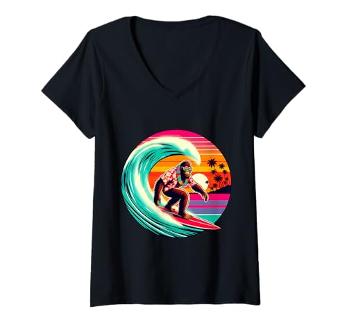 Damen Bigfoot Surfbrett Strand Sommer Surfen Sasquatch Hawaii T-Shirt mit V-Ausschnitt Damen Bigfoot Surfbrett Strand Sommer Surfen Sasquatch Hawaii T-Shirt mit V-Ausschnitt von Surfing Bigfoot Riding Wave Sasquatch Funny tees