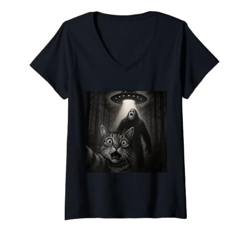 Damen Schockierendes Katzen-Selfie-Meme mit Geister-Halloween-Lustiger UFO-Vibe T-Shirt mit V-Ausschnitt Damen Schockierendes Katzen-Selfie-Meme mit Geister-Halloween-Lustiger UFO-Vibe T-Shirt mit V-Ausschnitt von Surprised Cat Selfie Funny Ghost UFO Meme Apparel