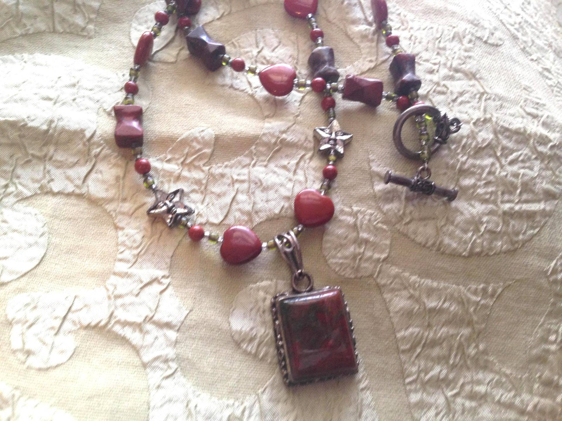 Roter Jaspis 925 Silber Anhänger Halskette Knebelverschluss Handgemacht 20 Zoll Roter Jaspis 925 Silber Anhänger Halskette Knebelverschluss Handgemacht 20 Zoll von SurrenderDorothy