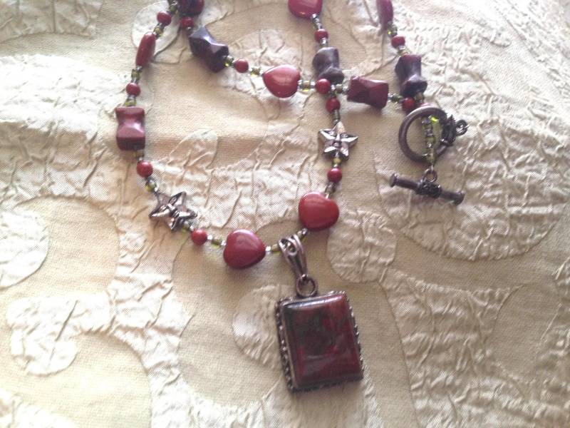 Roter Jaspis 925 Silber Anhänger Halskette Knebelverschluss Handgemacht 20 Zoll Roter Jaspis 925 Silber Anhänger Halskette Knebelverschluss Handgemacht 20 Zoll von SurrenderDorothy