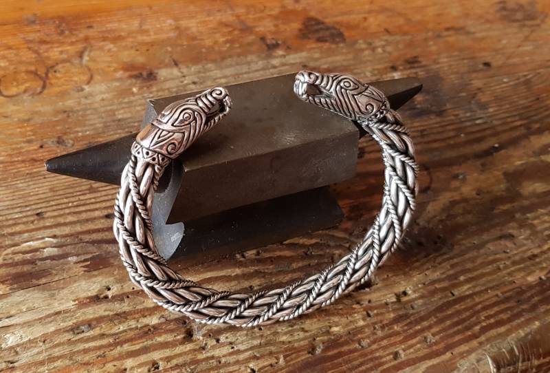 Wikinger Armreif Wolfsköpfe Gotland Feinsilber Sterlingsilber Massiv von Surtursschmiede