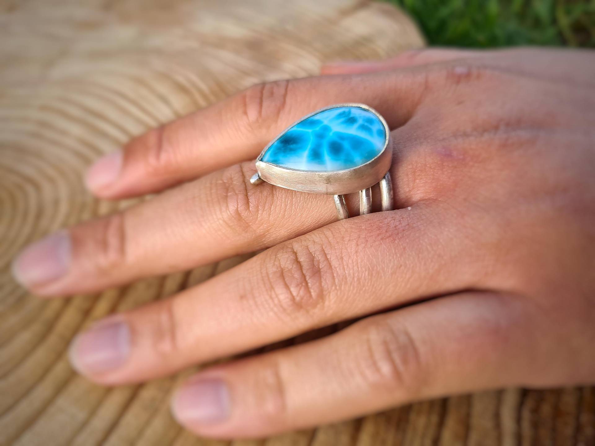Wunderschöner Seltener Larimar in Handgemachten Feinsilberring Boho Fantasy Unikat Handgeschmiedet von SuryasMoon