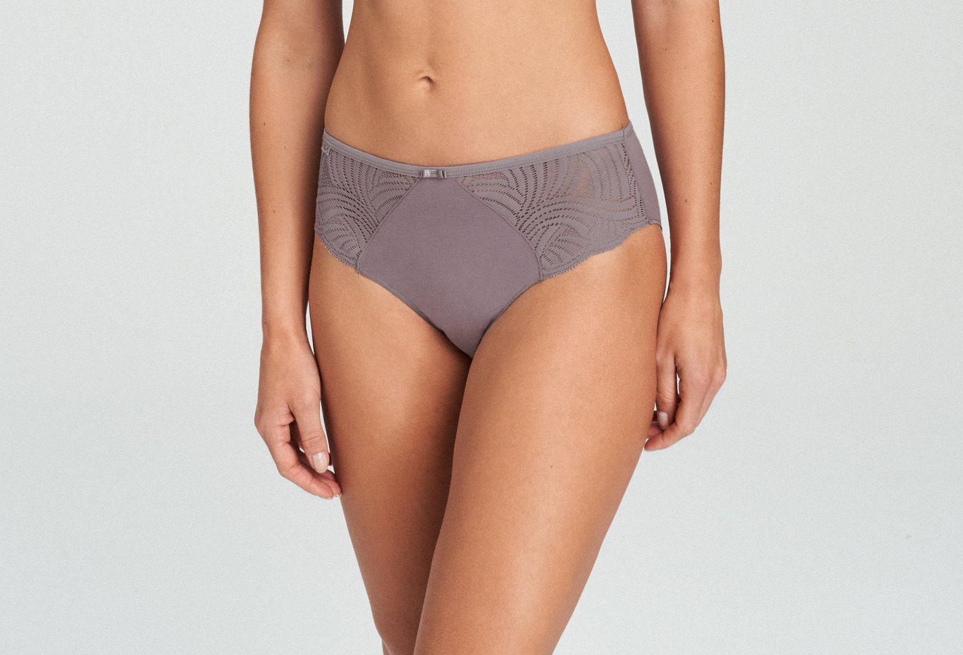 Susa Slip 680_268 Susa Slip 680_268 von Susa