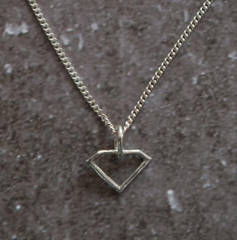 "Silber "Gem Shape" Anhänger | Kleine Größe An 18" Kette." "Silber "Gem Shape" Anhänger | Kleine Größe An 18" Kette." von SusannahWayJewellery