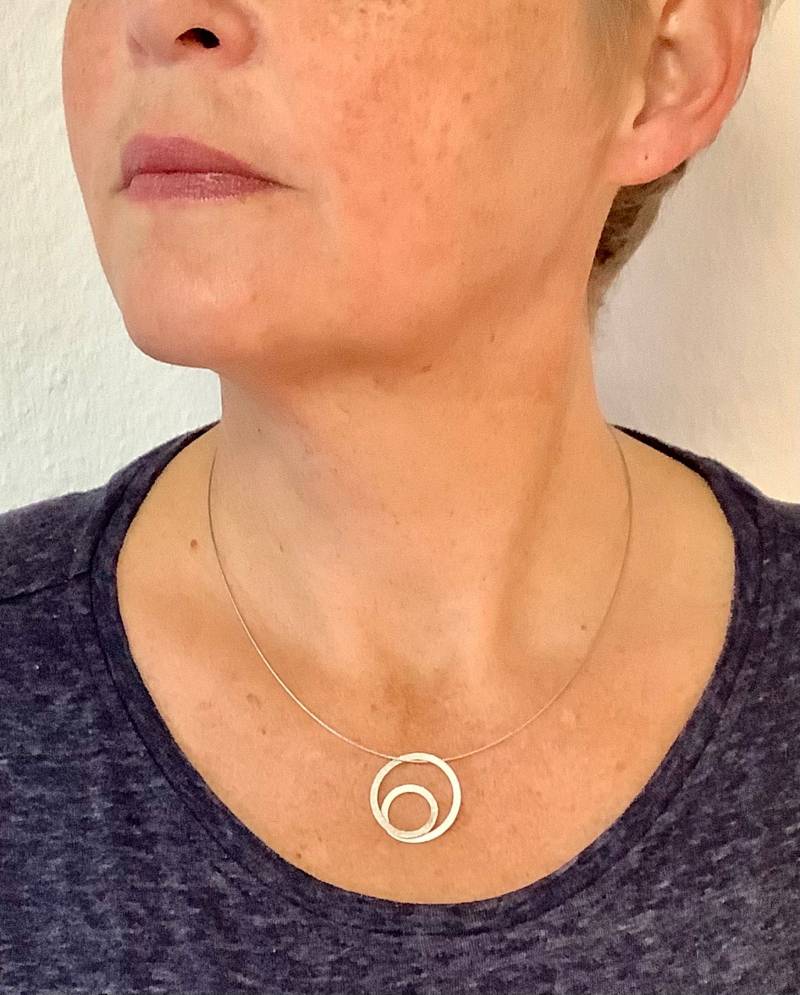 Anhänger Silber 2, 5 cm Mit Halsreifen von SusanneKringsSchmuck