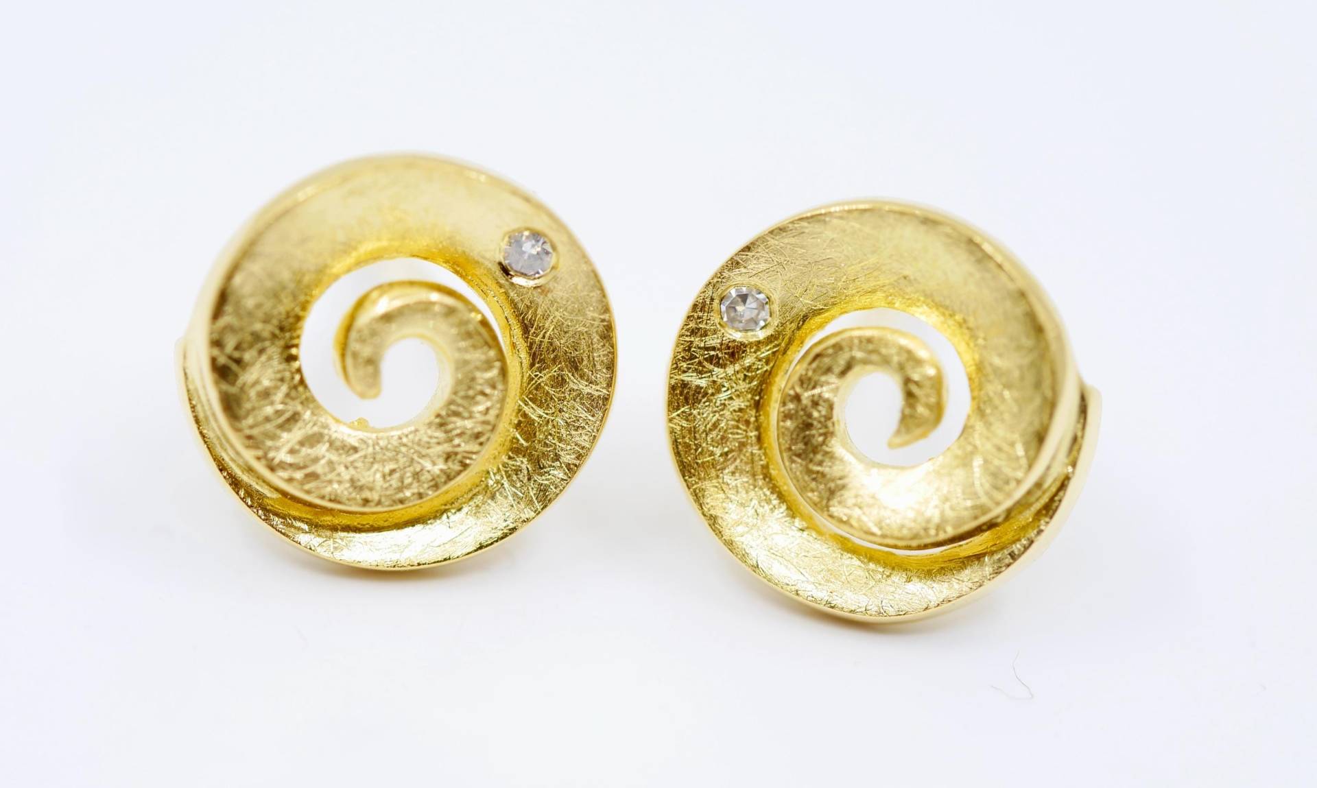 Brillant Ohrringe Goldene Spirale von SusanneKringsSchmuck