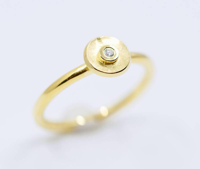 Brillant Ring Zierlich, Größe 54 von SusanneKringsSchmuck