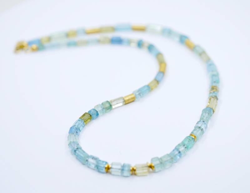 Exklusive Aquamarin Kette Gold von SusanneKringsSchmuck