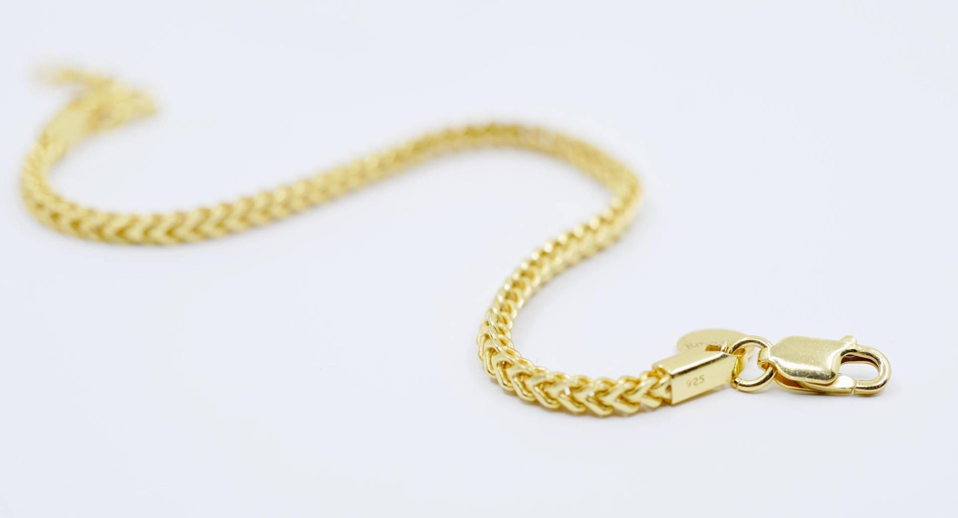 Goldenes Armband Verstellbare Länge von SusanneKringsSchmuck