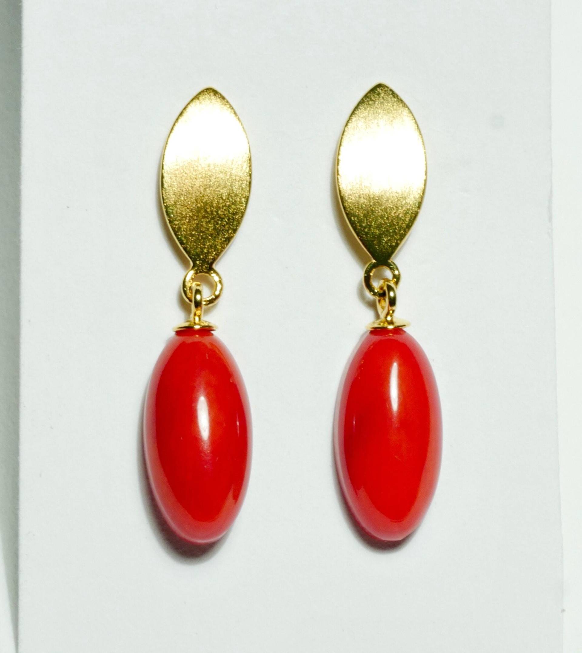 Ohrringemit Roter Koralle, Gold von SusanneKringsSchmuck