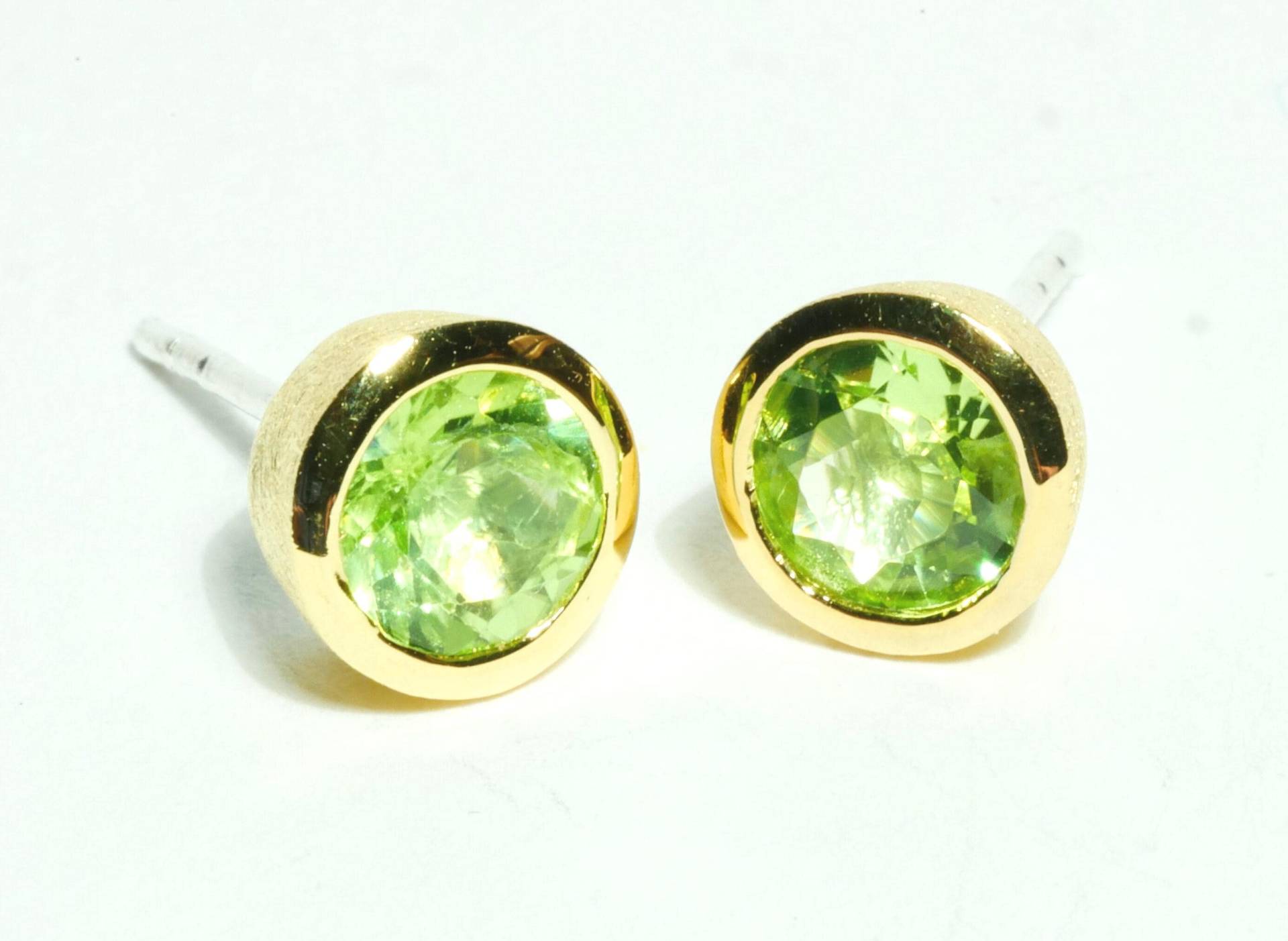 Peridot Ohrringe Rund Gold Silber von SusanneKringsSchmuck