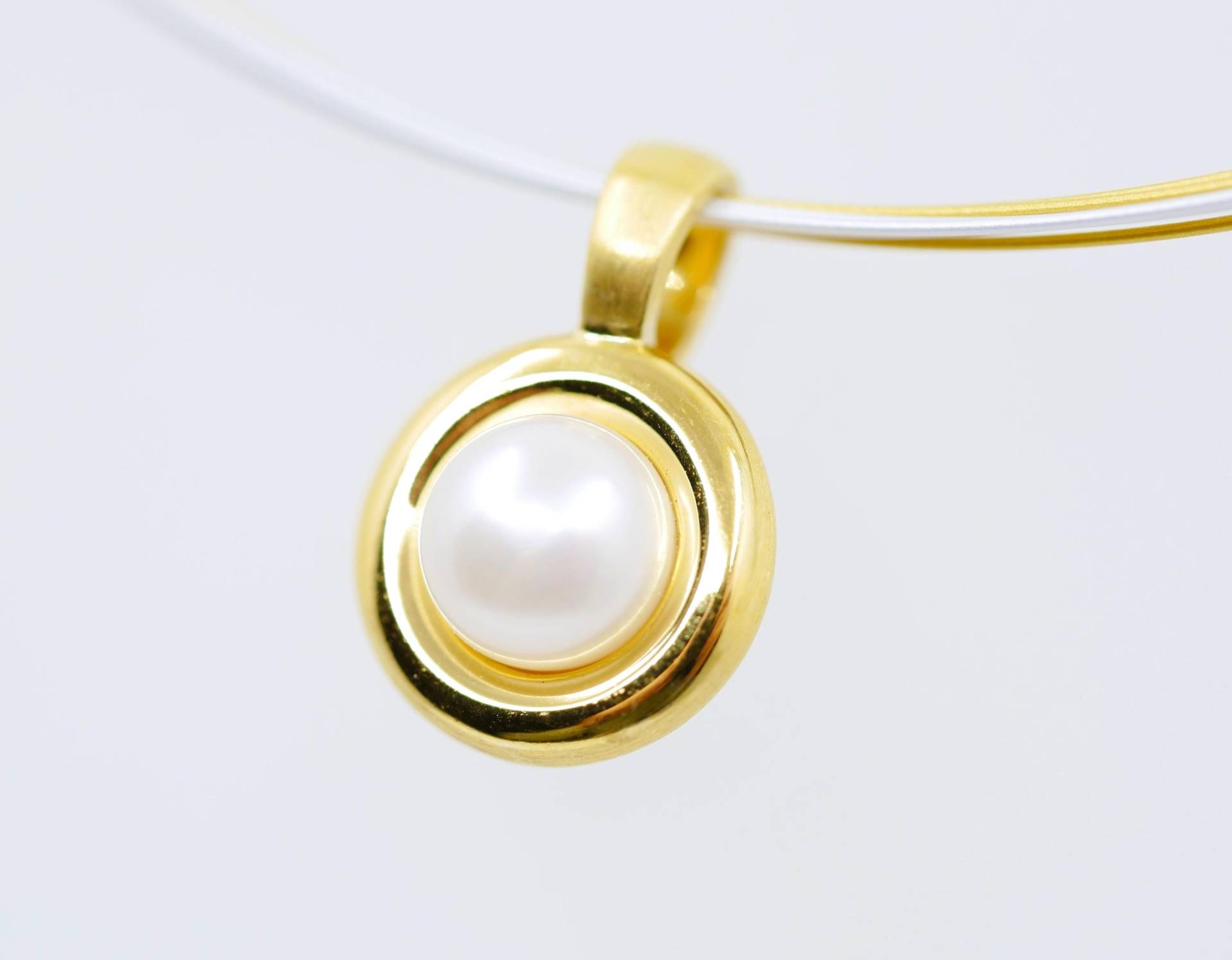 Perlen Anhänger Mit Echter Perle Rund von SusanneKringsSchmuck