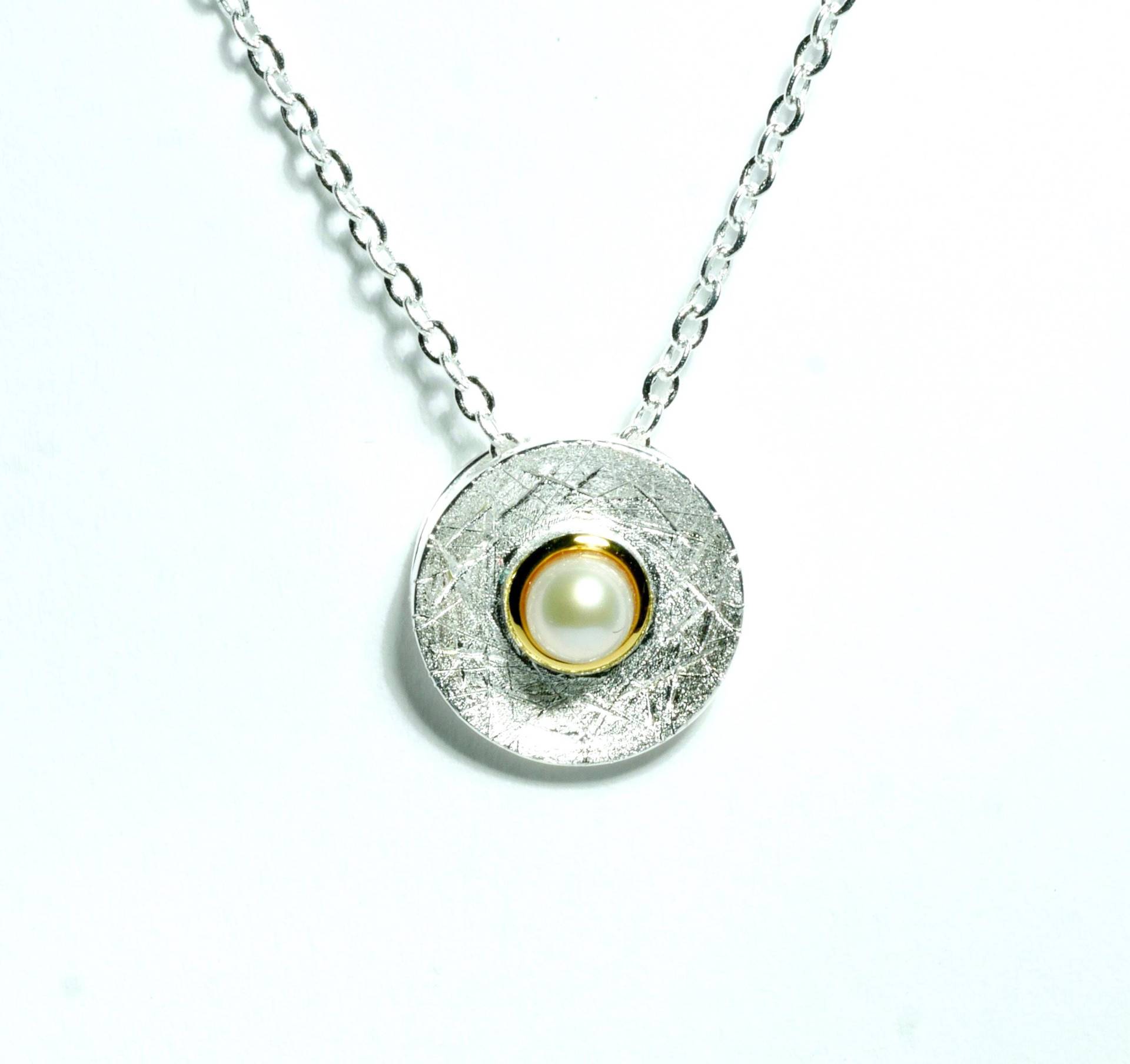 Perlen Anhänger Mit Silber Kette von SusanneKringsSchmuck