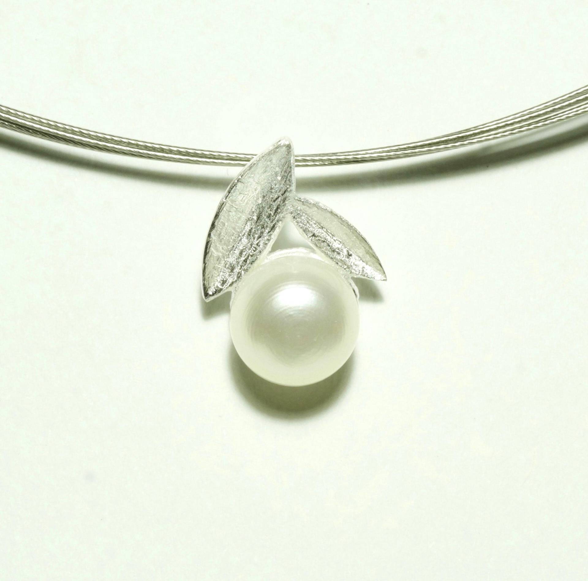 Perlen Anhänger Silber von SusanneKringsSchmuck