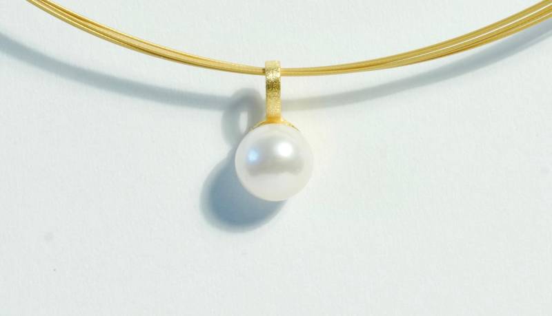 Perlen Kette Mit Bicolor Halsreifen von SusanneKringsSchmuck