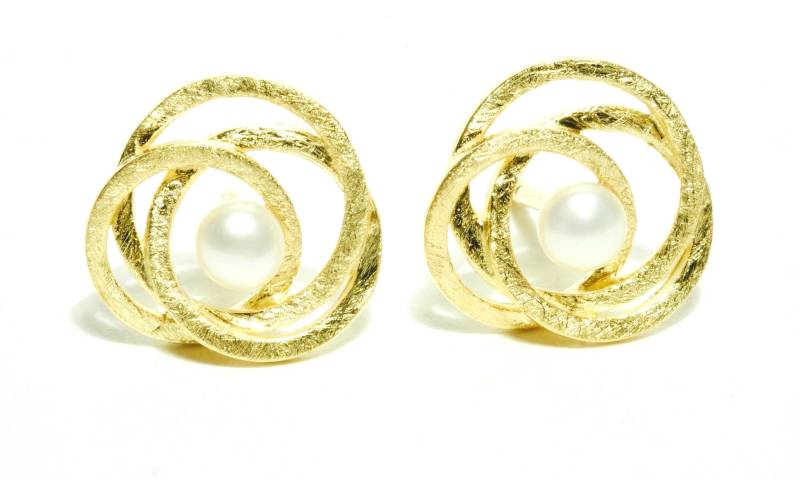 Perlen Ohrringe Gold von SusanneKringsSchmuck