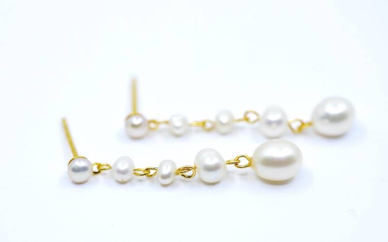 Perlen Ohrringe Lang von SusanneKringsSchmuck