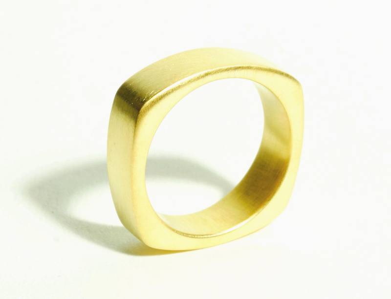 Ring Gold Größe 51-52 von SusanneKringsSchmuck