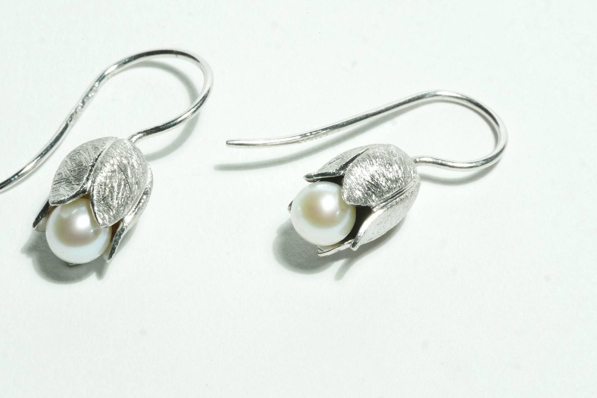 Silber Ohrringe Mit Perle von SusanneKringsSchmuck