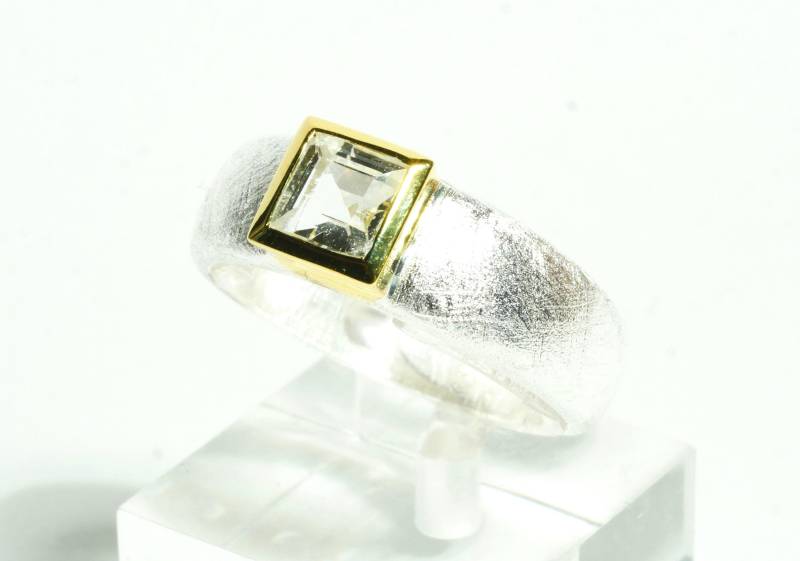 Topas Ring Weiß Größenverstellbar von SusanneKringsSchmuck