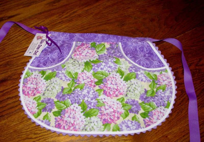 Kind Lila Halbschürze - Größe 7 Bis 8 von SusiesTieOneOnAprons