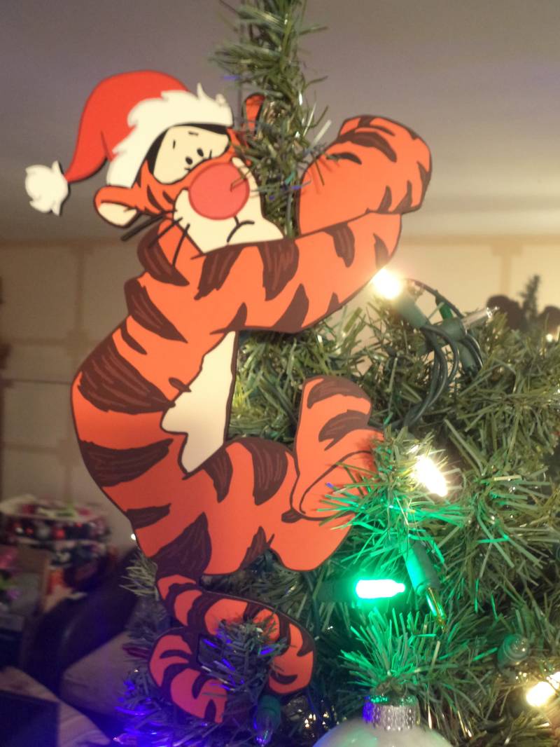 Entsetzte Tigger-Ific Baumspitze Entsetzte Tigger-Ific Baumspitze von SuspendedAnimationNY