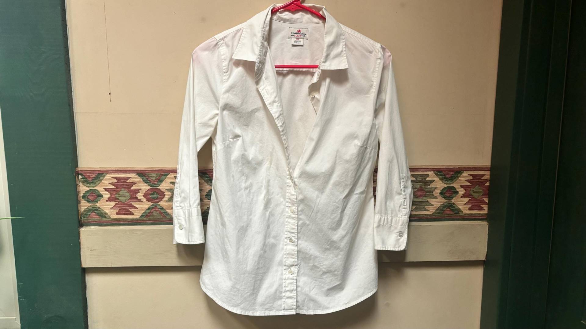Weißes Vintage 3/4-Ärmeln Mit V-Ausschnitt Und Kragen Weißes Vintage 3/4-Ärmeln Mit V-Ausschnitt Und Kragen von SustainStyle