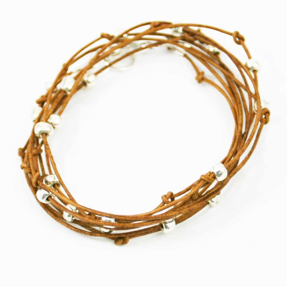 Perlen Leder Armband Tan Wickeln Und Silber "Cameron" Sundance Schmuck Dreifach Wrap-Leder-Armband Perlen Leder Armband Tan Wickeln Und Silber "Cameron" Sundance Schmuck Dreifach Wrap-Leder-Armband von SuzAndRoo